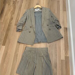 Veronica Beard Multi-Striped shorts suit
